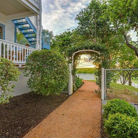 McKenize Guest House: Marble Falls Suite 1 BD, 1BA Extérieur photo